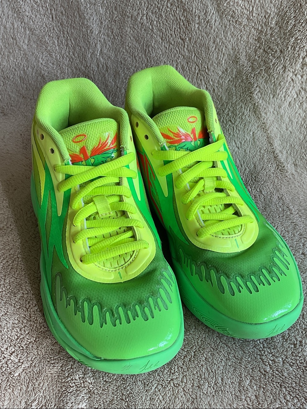 Boy’s Puma Nickelodeon Slime B Ball Shoes Size 5